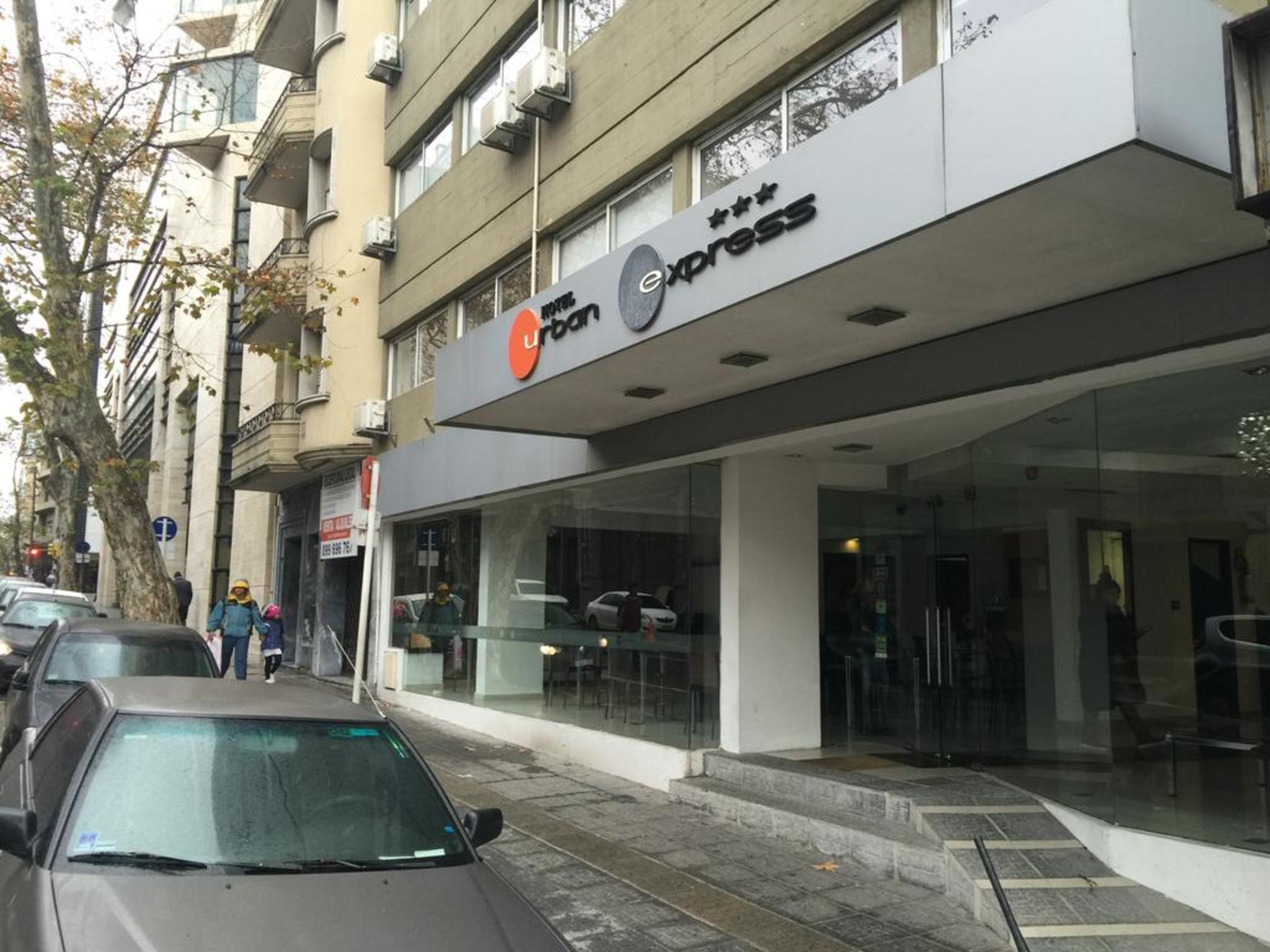 Urbano Hotel Montevideo Esterno foto