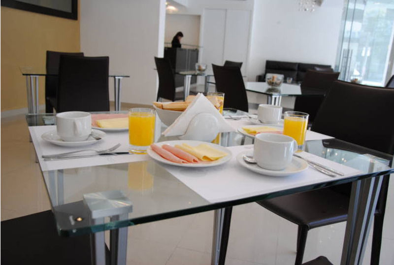 Urbano Hotel Montevideo Esterno foto